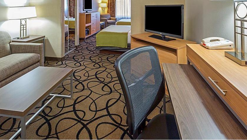 Express & - South - Boulder By Ihg Hotel 2*